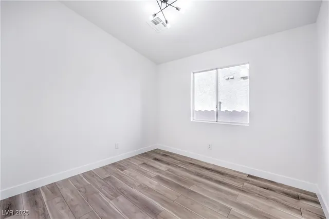 $329,999 | 2924 Heber Court, Las Vegas, NV 89156