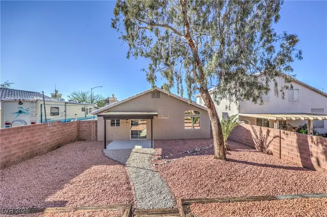 $329,999 | 2924 Heber Court, Las Vegas, NV 89156