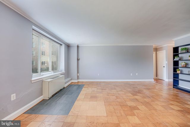 $260,000 | 3000 Spout Run Parkway, Unit A106, Arlington, VA 22201