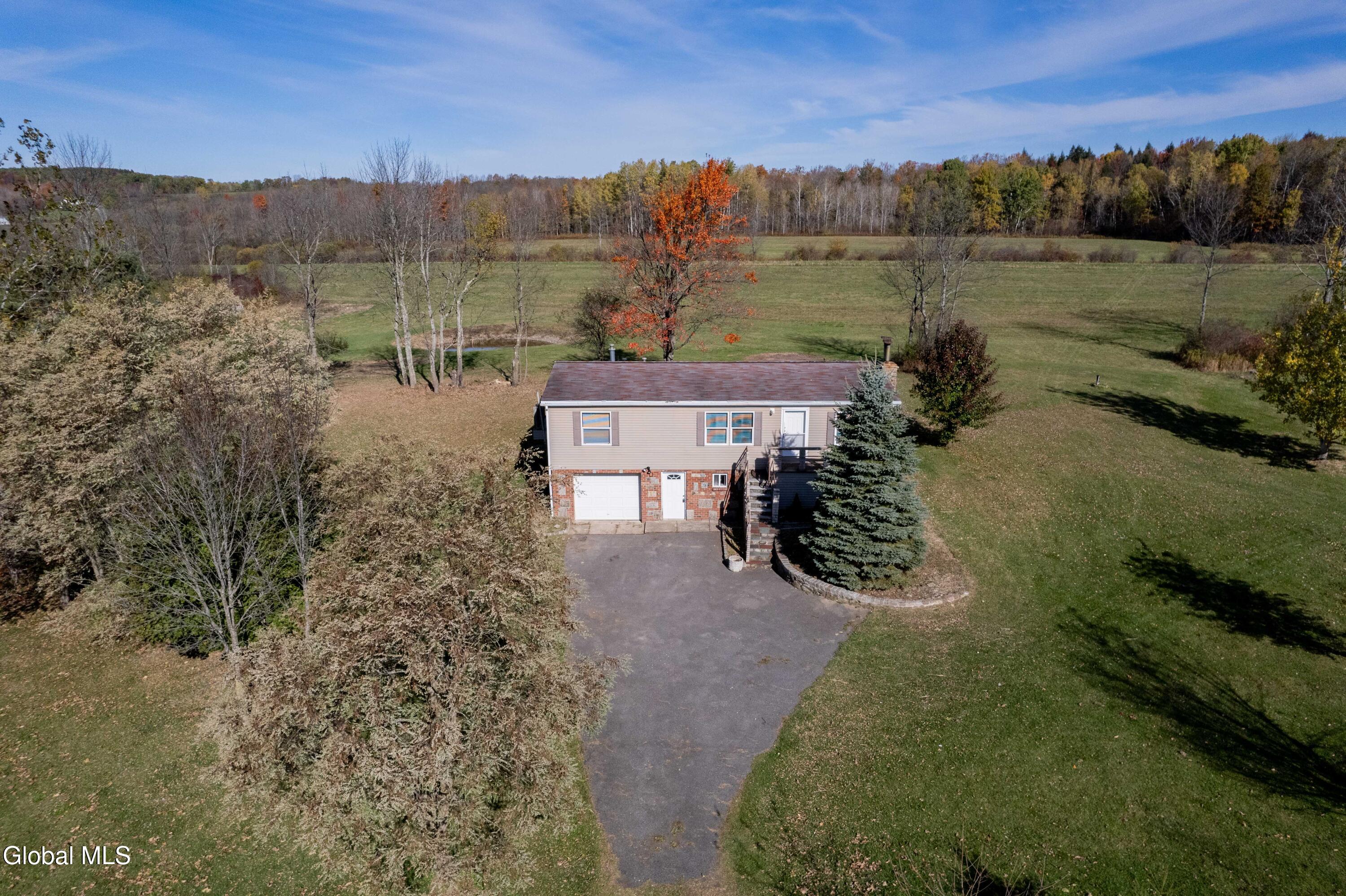141 West Lykers Road Root, NY 13317 - Photo 3 of 27 141 W Lykers-35