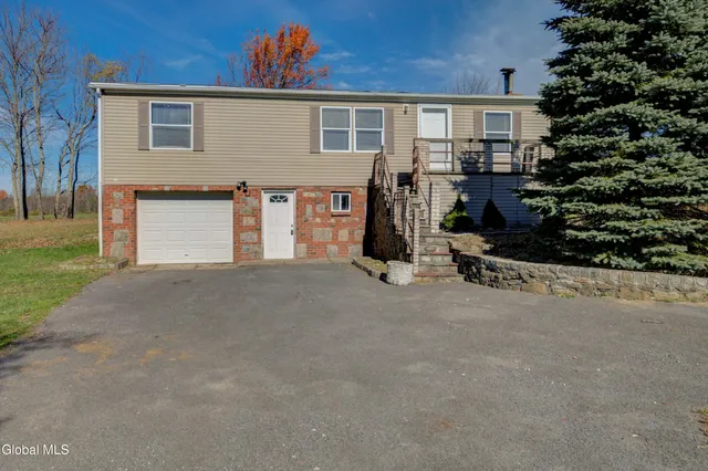 $249,000 | 141 West Lykers Road, Root, NY 13317