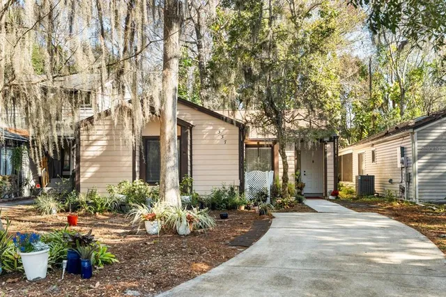 $294,900 | 337 Kirkcaldy Drive, Winter Springs, FL 32708