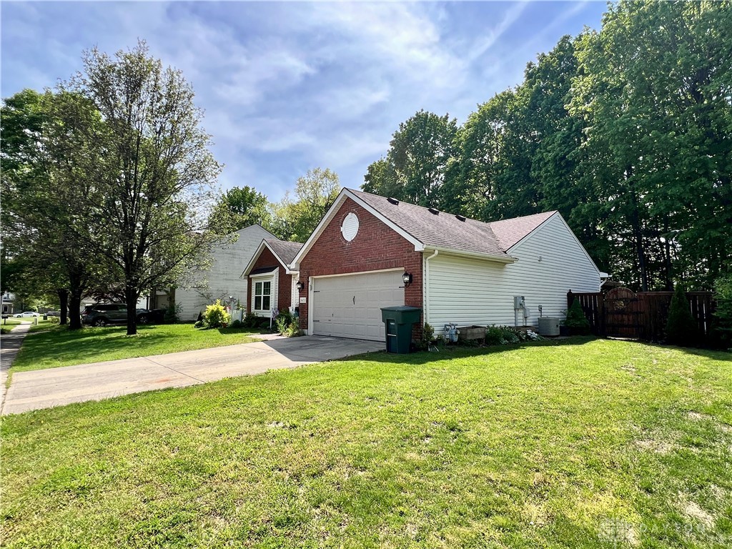 3433 Surry Ridge Way Dayton, OH 45424 - Photo 5 of 52 Gallery Image 5