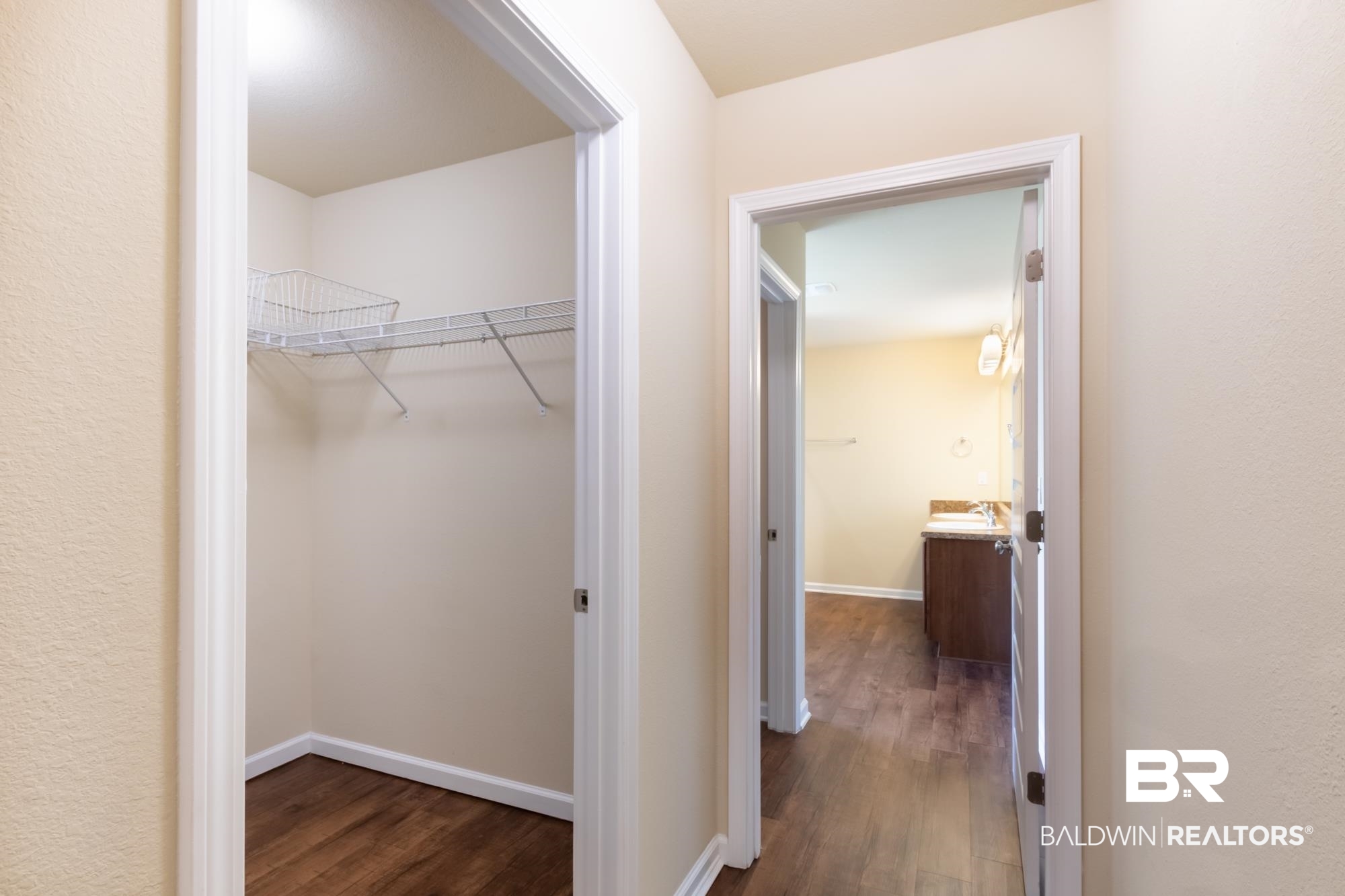 1687 Abbey Loop Foley, AL 36535 - Photo 13 of 34 Master Hallway