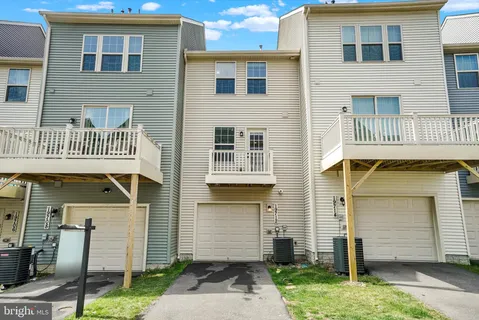 $475,000 | 19712 Preservation Mews Montgomery Village, Montgomery Village, MD 20886