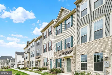 $475,000 | 19712 Preservation Mews Montgomery Village, Montgomery Village, MD 20886