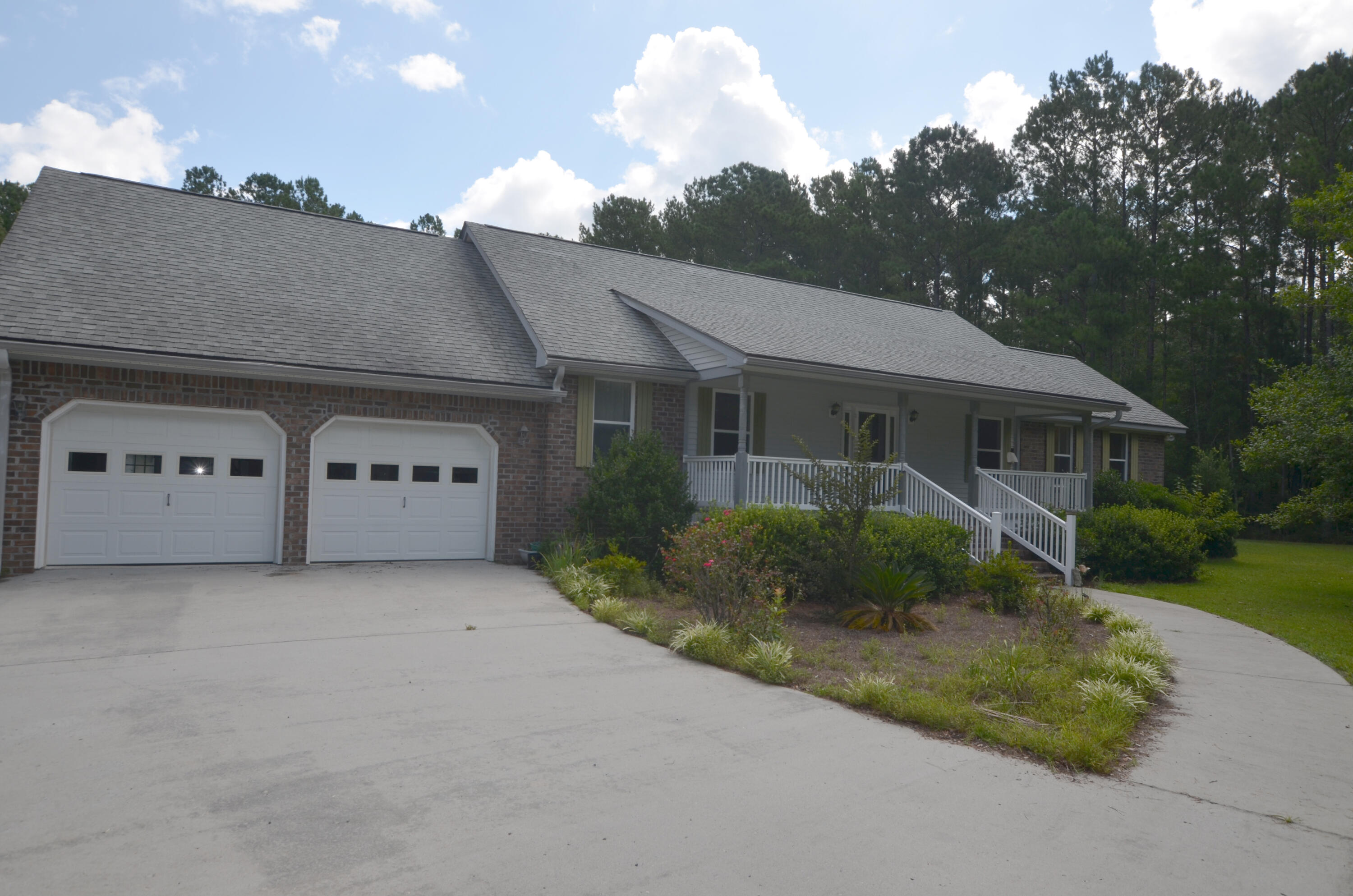 2300 Bethera Road Bonneau, SC 29431 - Photo 3 of 43 2-front-close