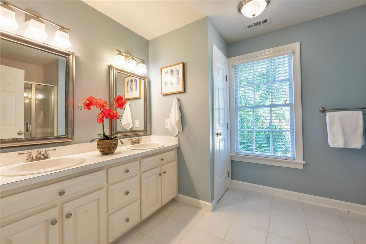 1021 Temple Street Raleigh, NC 27609 - Photo 14 of 28 Master Bath/Spa