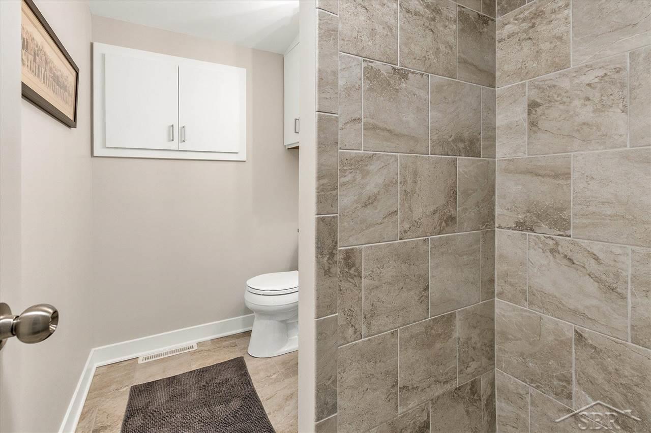5431 Oakridge Road Beaverton, MI 48612 - Photo 24 of 67 50068424-23.JPG