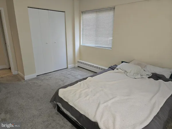 $1,595 | 2101-17 Chestnut Street, Unit 919, Philadelphia, PA 19103