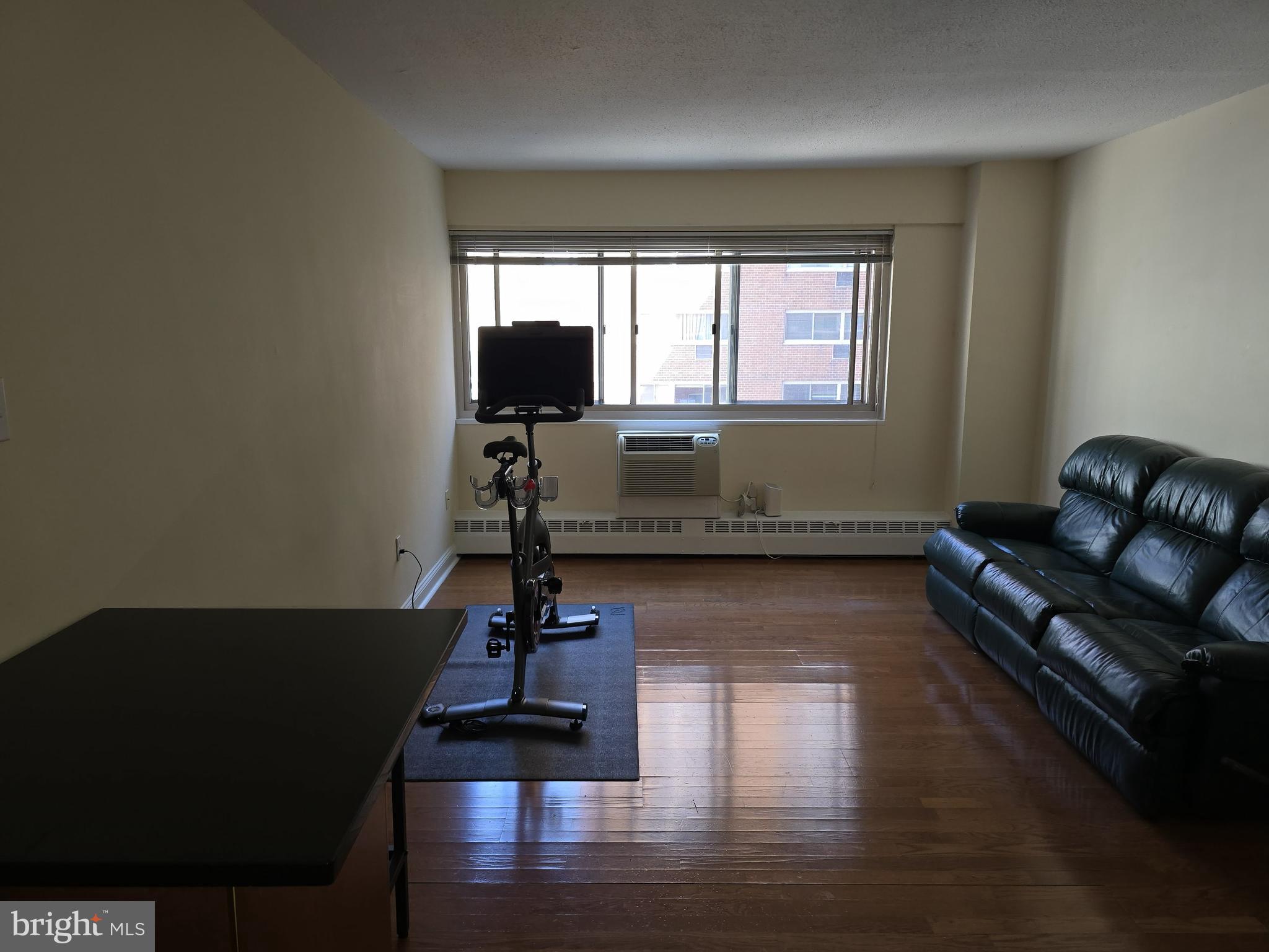 2101-17 Chestnut Street, Unit 919 Philadelphia, PA 19103 - Photo 2 of 36