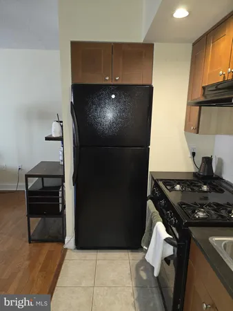 $1,595 | 2101-17 Chestnut Street, Unit 919, Philadelphia, PA 19103