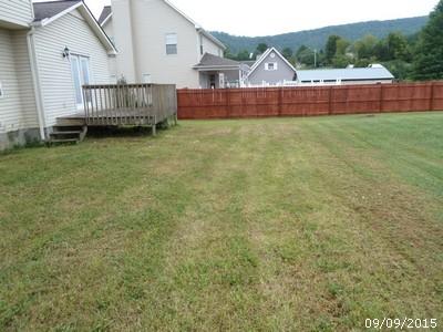 348 Elkins Road Jacksboro, TN 37757 - Photo 6 of 16 Image00006 -