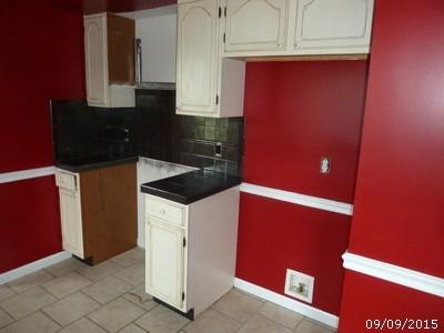 348 Elkins Road Jacksboro, TN 37757 - Photo 10 of 16 Image00010 -