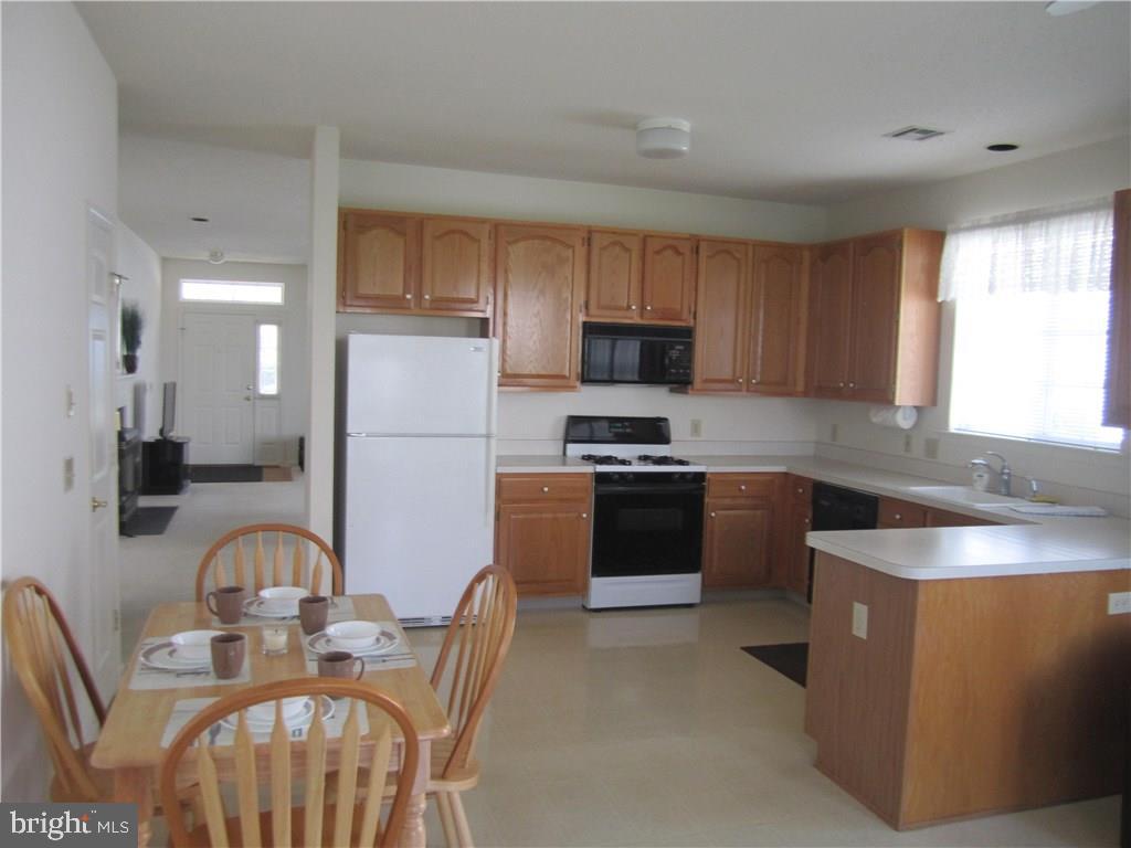 63 Sandpiper Road Barnegat, NJ 08005 - Photo 9 of 30