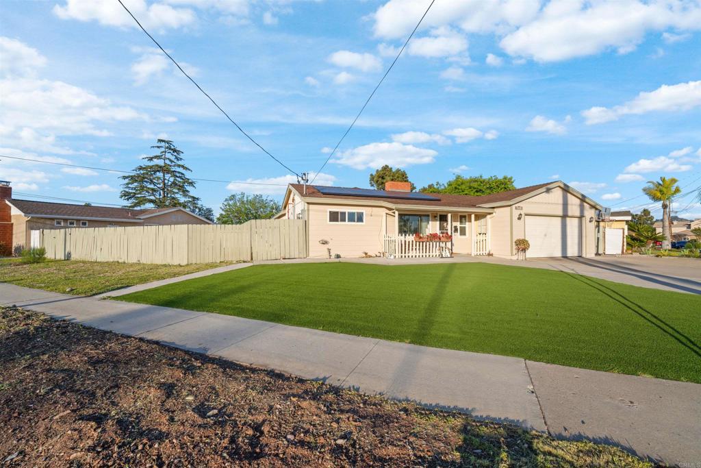 8100 Binney Place La Mesa, CA 91942 - Photo 3 of 16