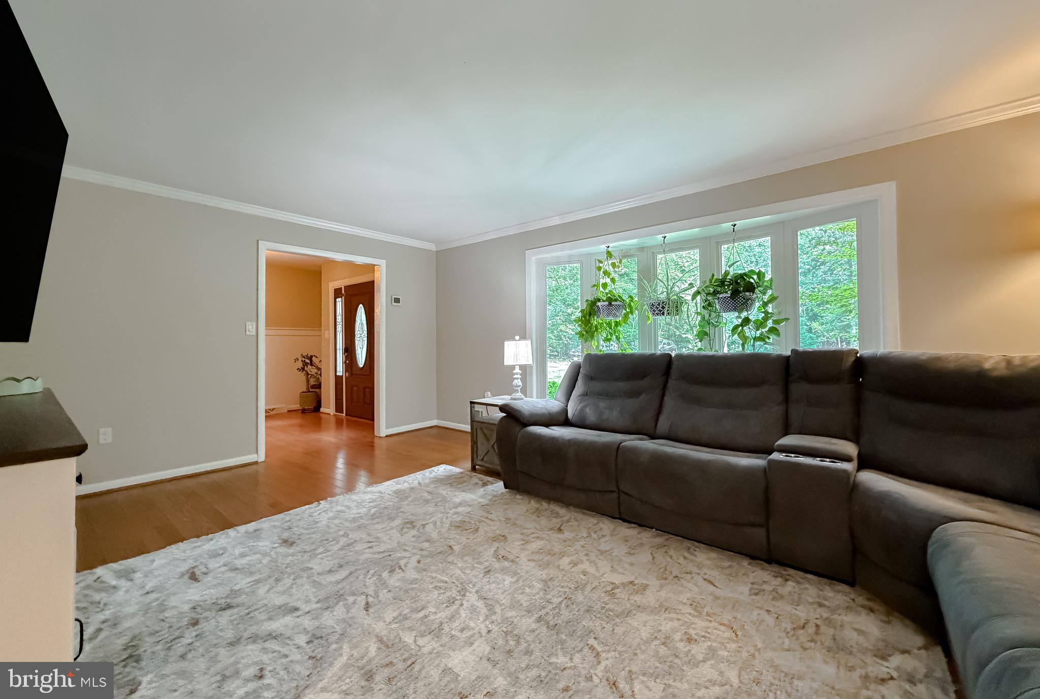 3872 Stoneybrook Road White Plains, MD 20695 - Photo 4 of 66 Living Room