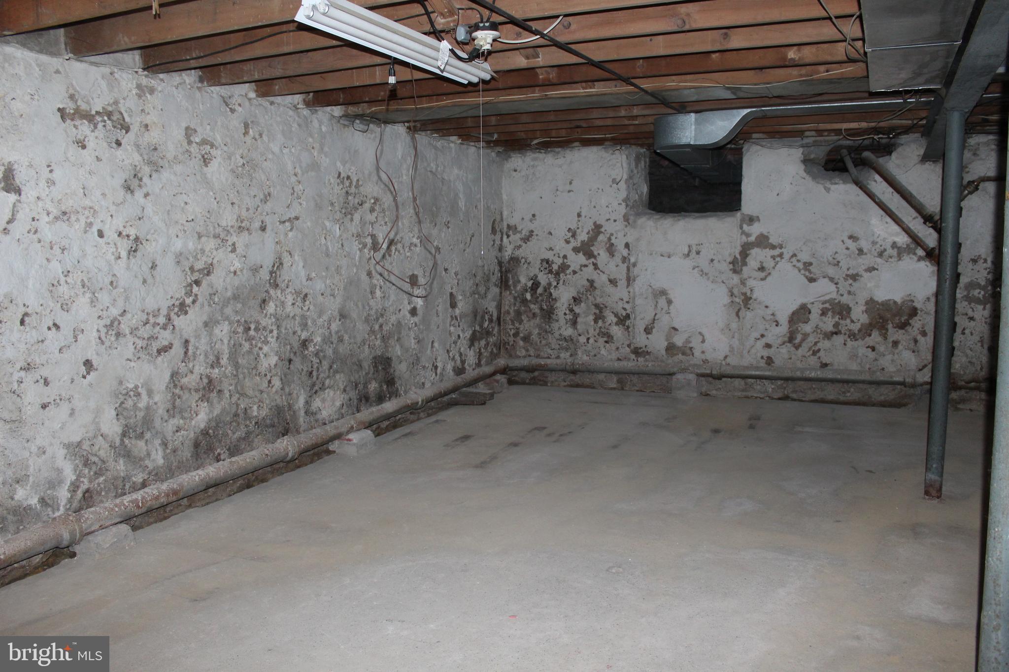 125 West Clearfield Road Havertown, PA 19083 - Photo 20 of 31