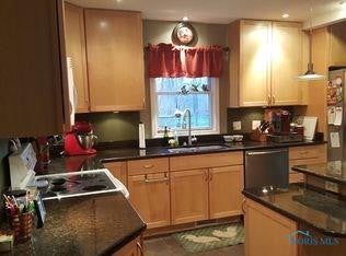 1624 Fallbrook Road Toledo, OH 43614 - Photo 3 of 14 Gallery Image 3