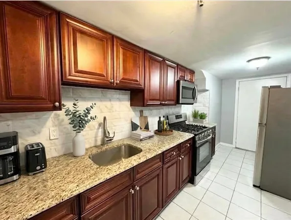 $1,800 | 321 64th Street, Unit G, West New York, NJ 07093