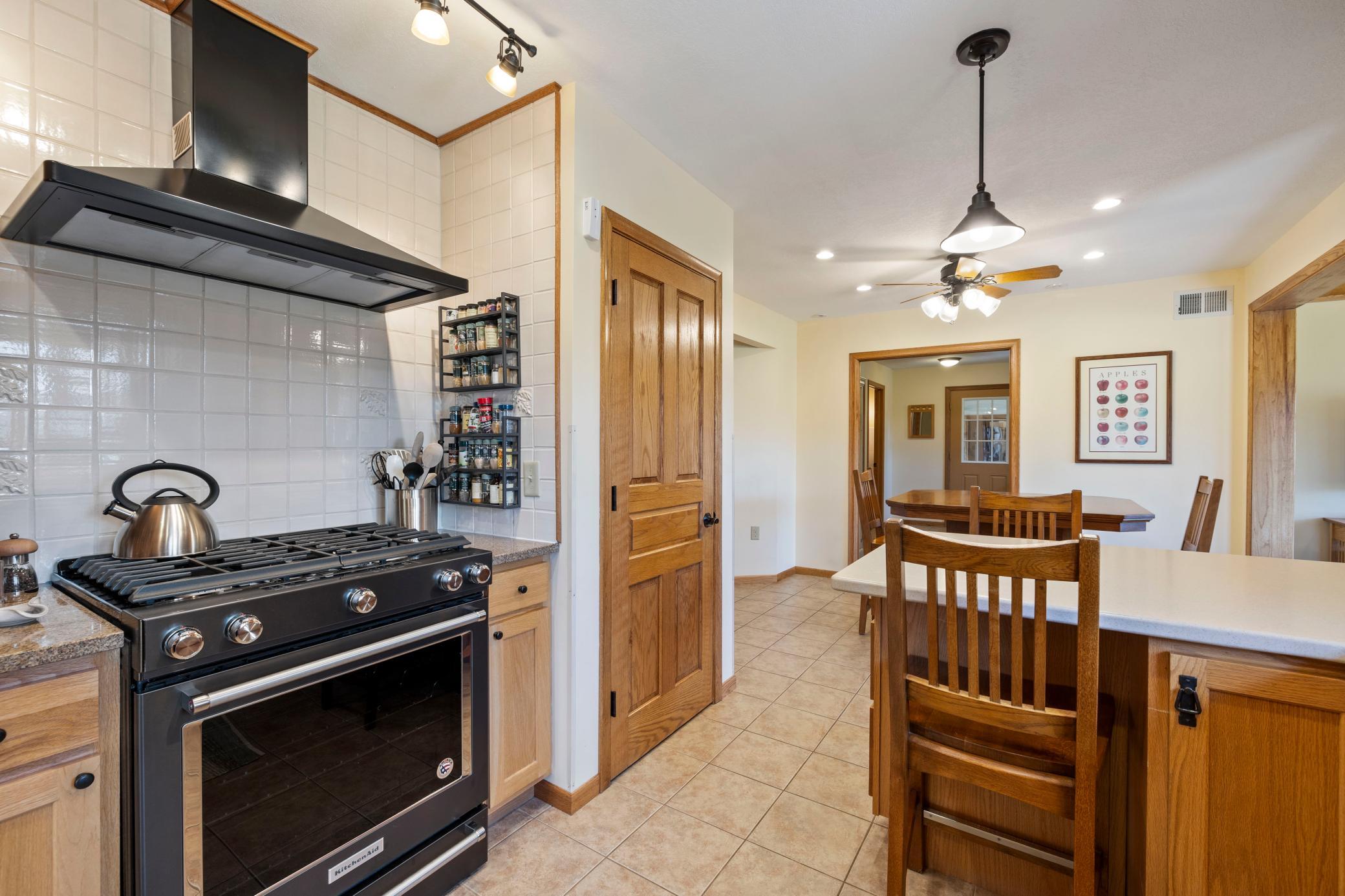 12205 Sunnybrook Road Eden Prairie, MN 55347 - Photo 15 of 46 Gallery Image 15