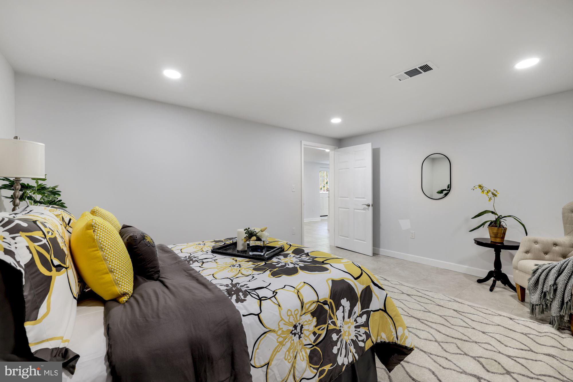 1114 Ednor Road Silver Spring, MD 20905 - Photo 40 of 57