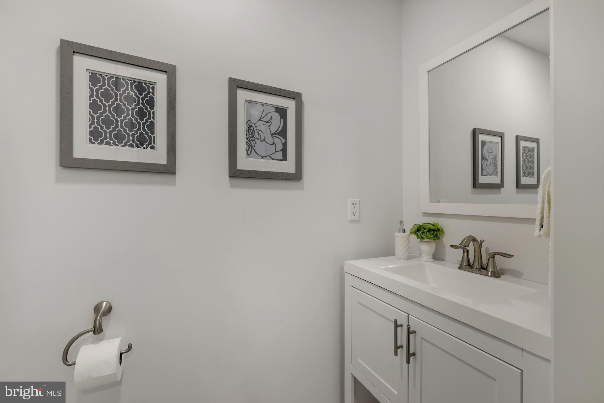 1114 Ednor Road Silver Spring, MD 20905 - Photo 9 of 57