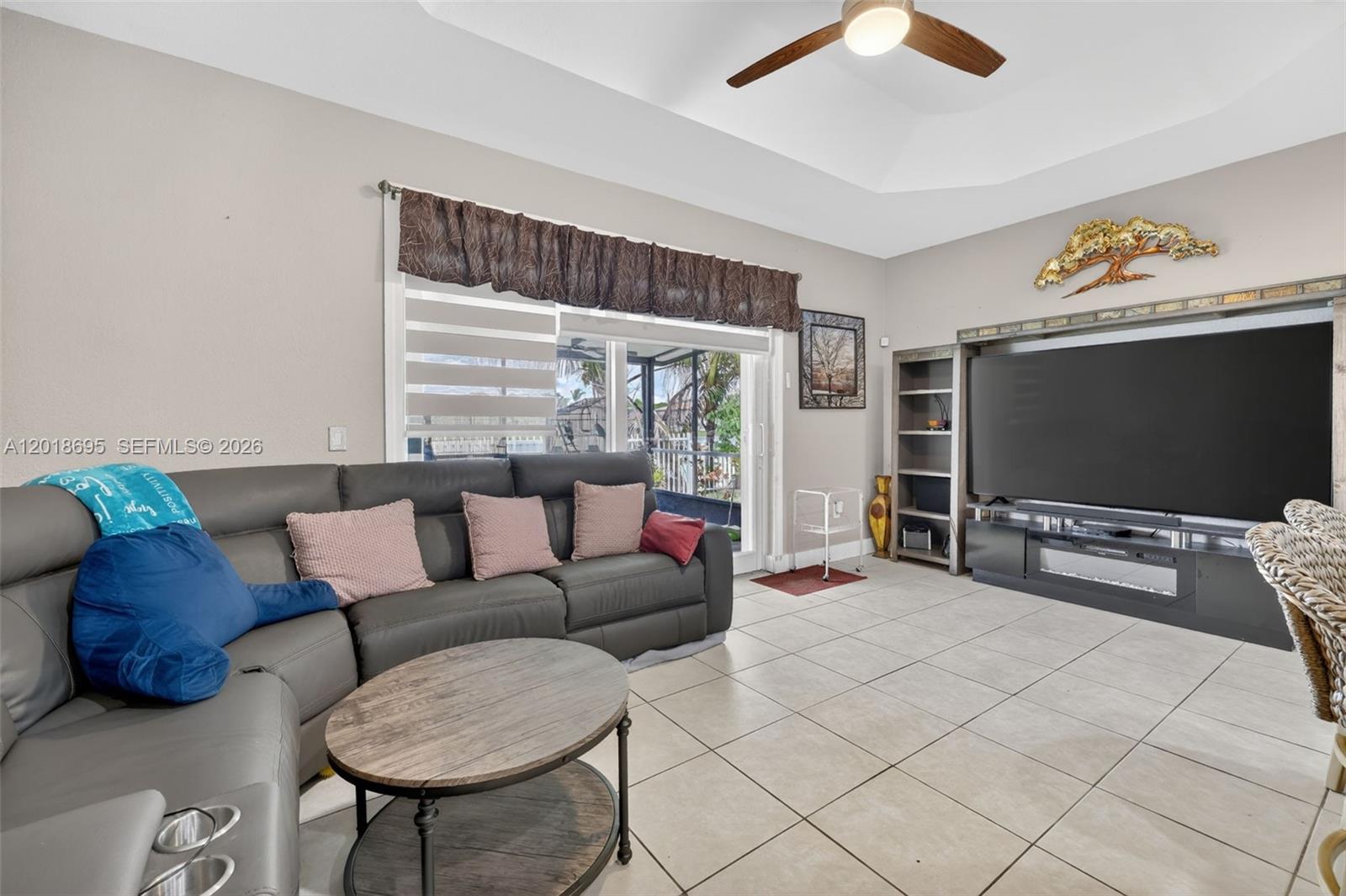 3985 Northeast 15th Street Homestead, FL 33033 - Photo 16 of 57