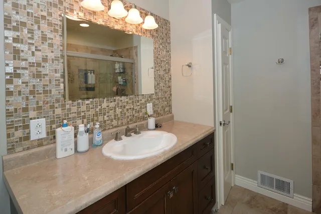 $420,000 | 54060 Ridgeview Circle, Paw Paw, MI 49079