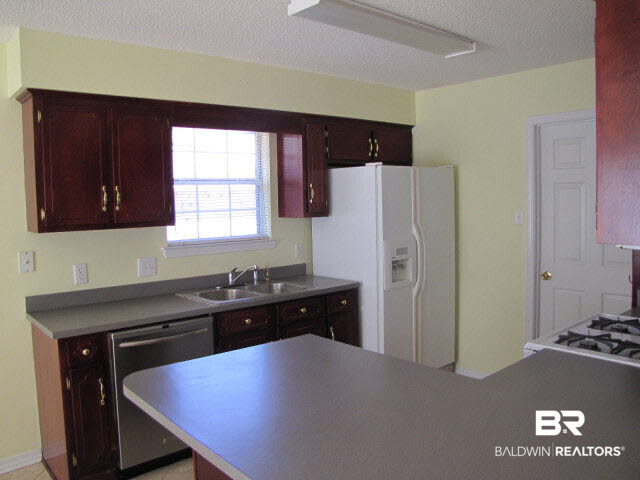 6167 Northwoods Court Mobile, AL 36608 - Photo 3 of 9