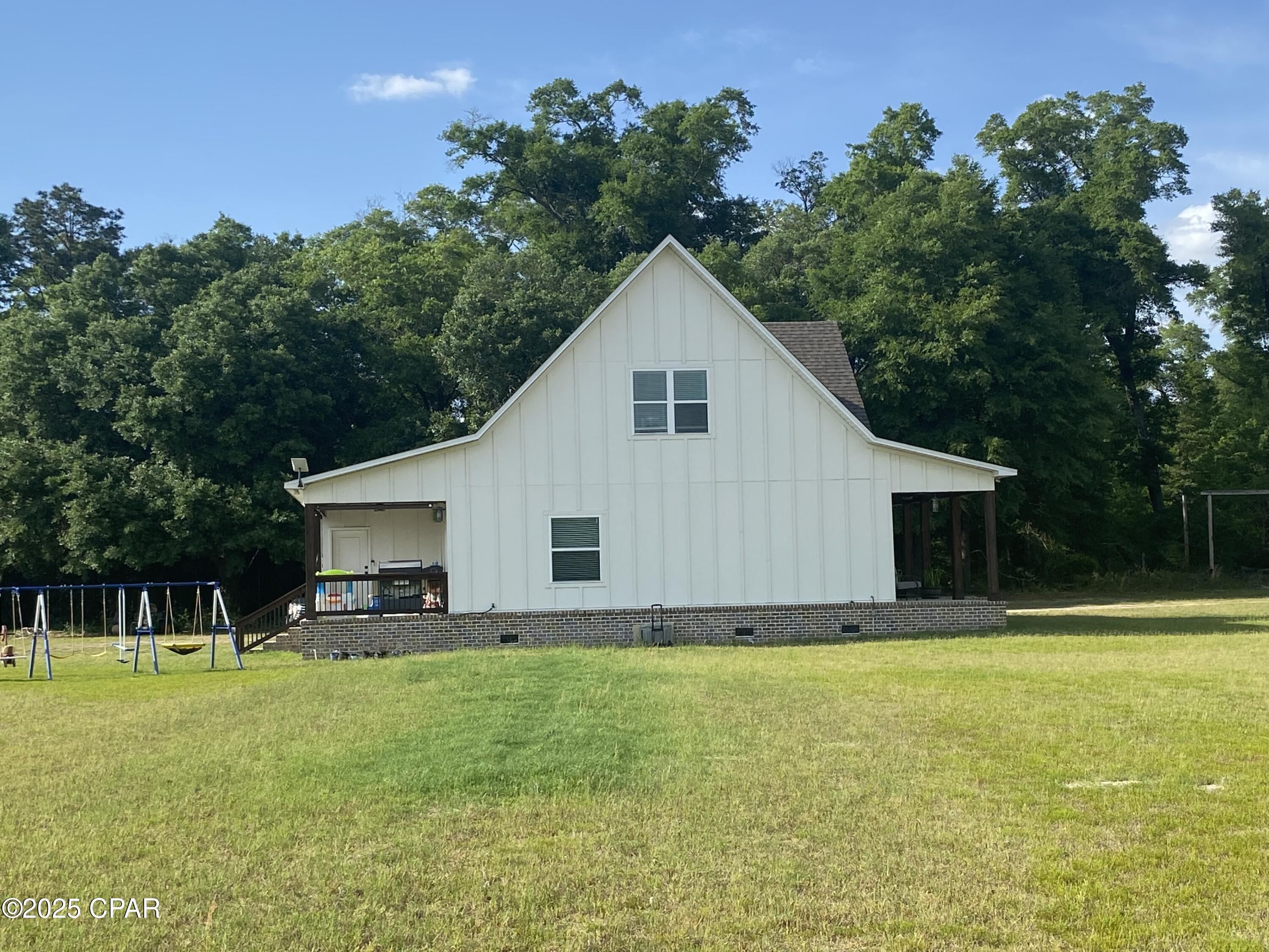 6345 Bull Frog Drive Bascom, FL 32423 - Photo 6 of 39