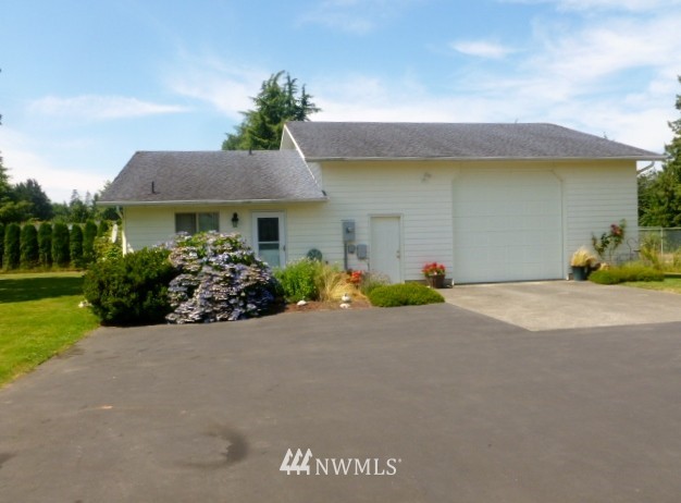 10148 Collins Road Sedro-Woolley, WA 98284 - Photo 20 of 24 Gallery Image 20