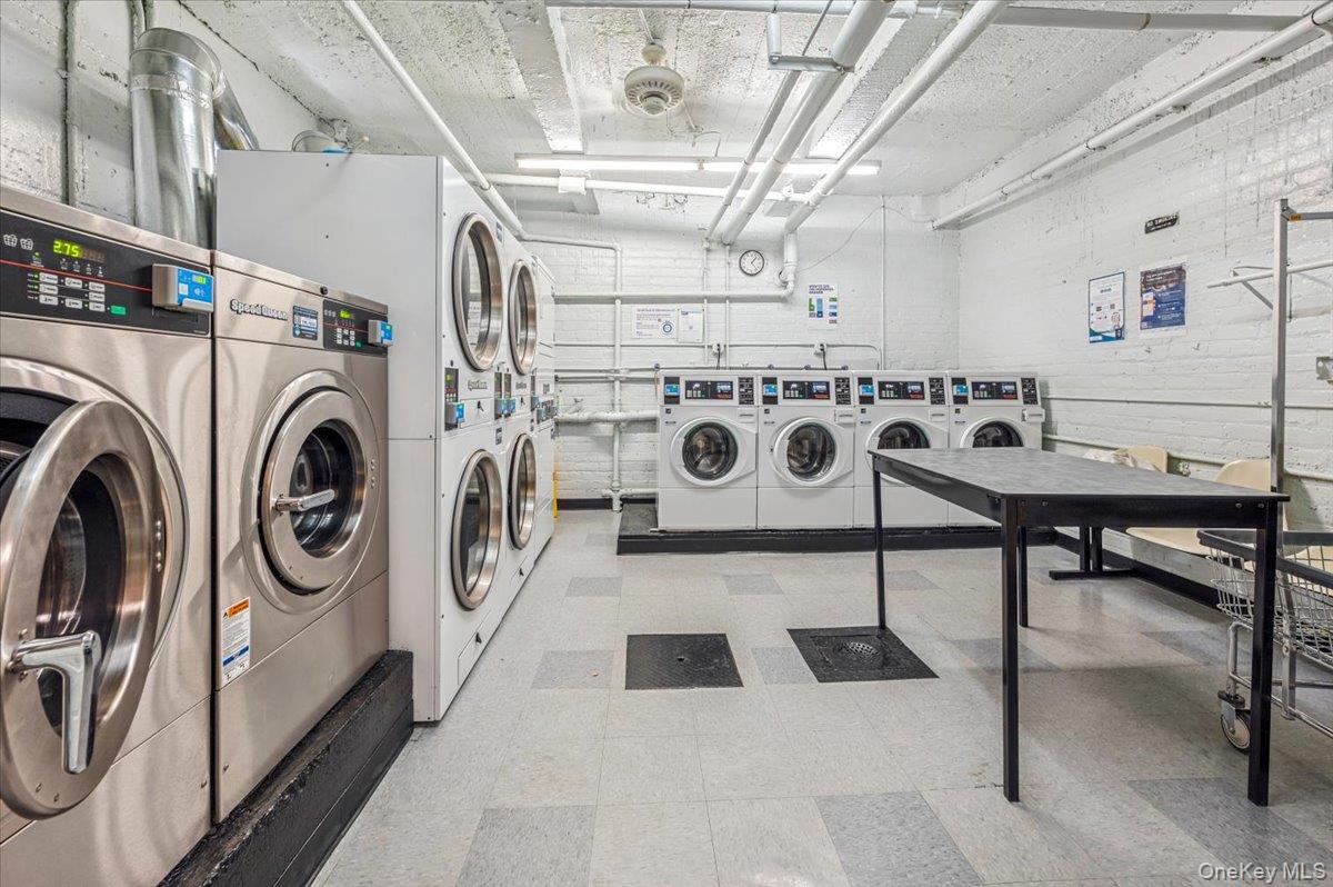 821 Bronx River Road, Unit 4D Bronxville, NY 10708 - Photo 17 of 19