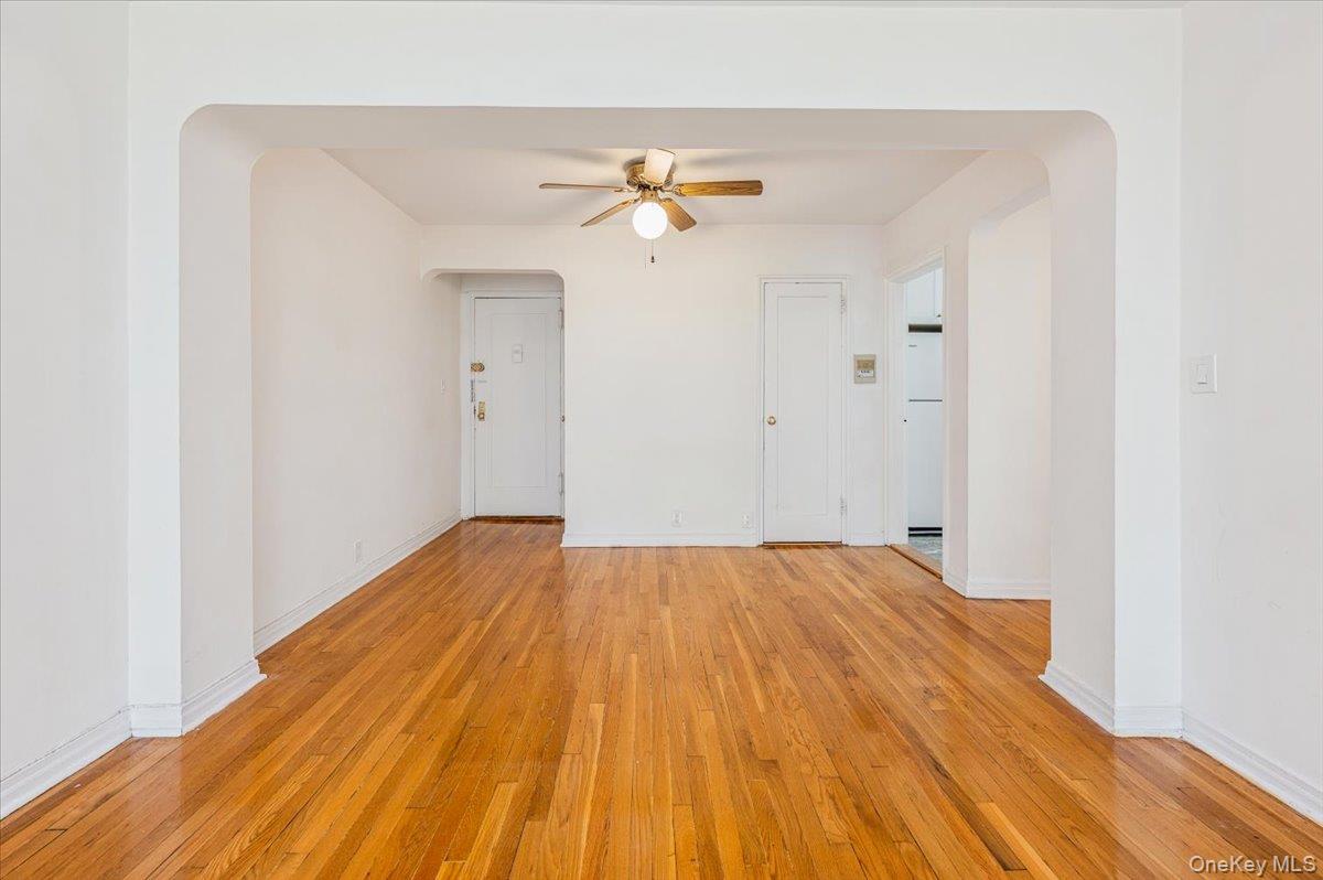 821 Bronx River Road, Unit 4D Bronxville, NY 10708 - Photo 4 of 19