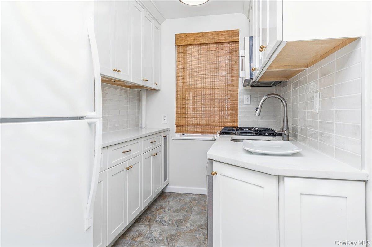 821 Bronx River Road, Unit 4D Bronxville, NY 10708 - Photo 8 of 19