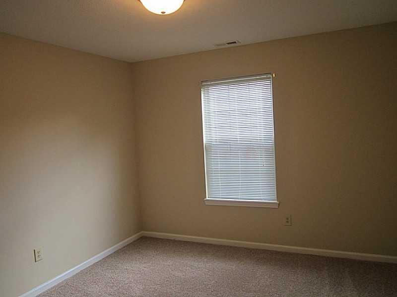 2528 Copper Tree Way Carmel, IN 46033 - Photo 15 of 18