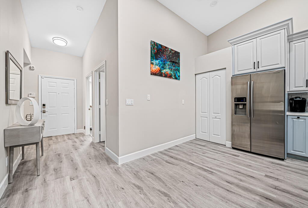 8425 Logia Circle Boynton Beach, FL 33472 - Photo 18 of 52 skylights added for natural light!