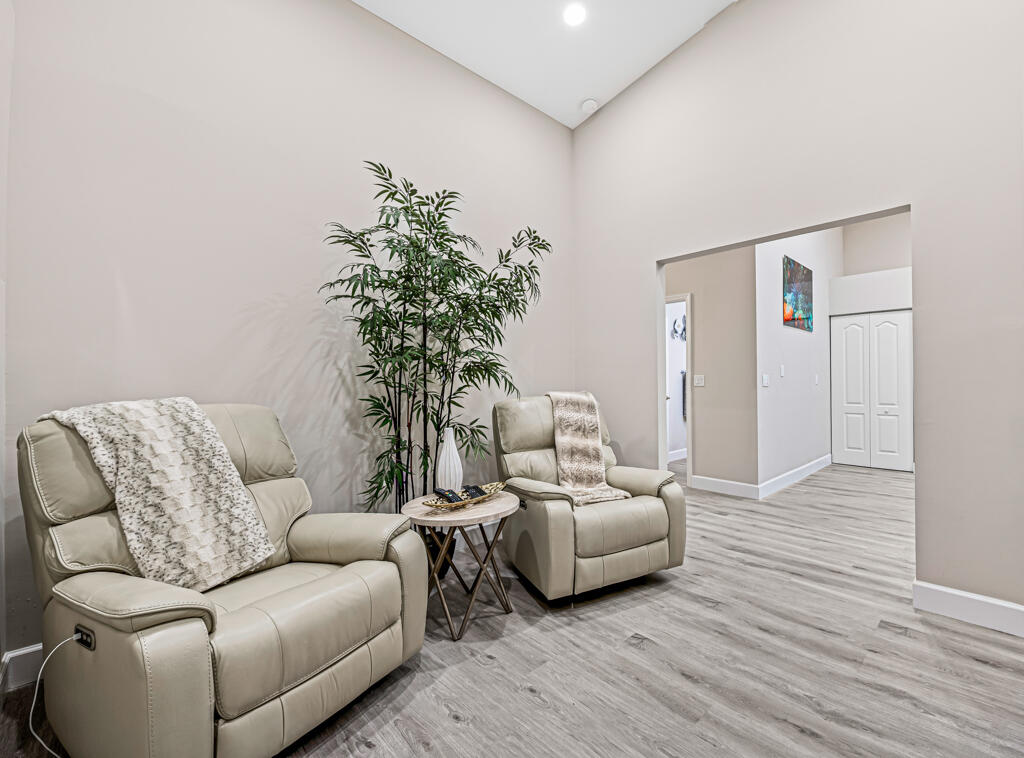 8425 Logia Circle Boynton Beach, FL 33472 - Photo 26 of 52 0D4D3592-C7FB-437C-BD2E-1E986AD6BD31