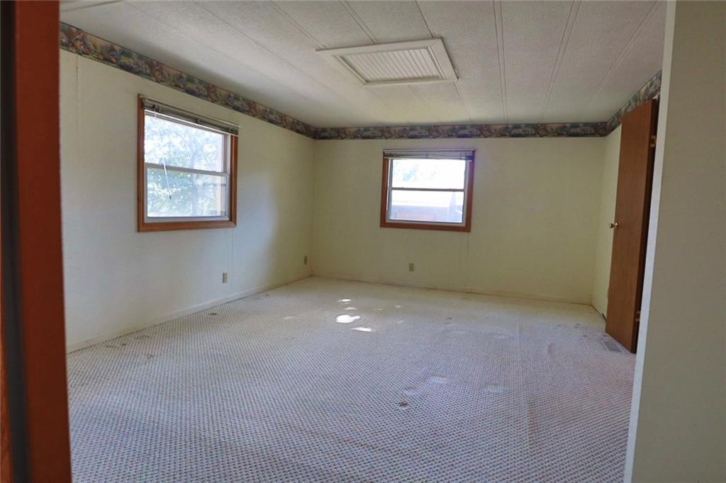 558 Southeast 1291st Road Clinton, MO 64735 - Photo 27 of 56 Gallery Image 27