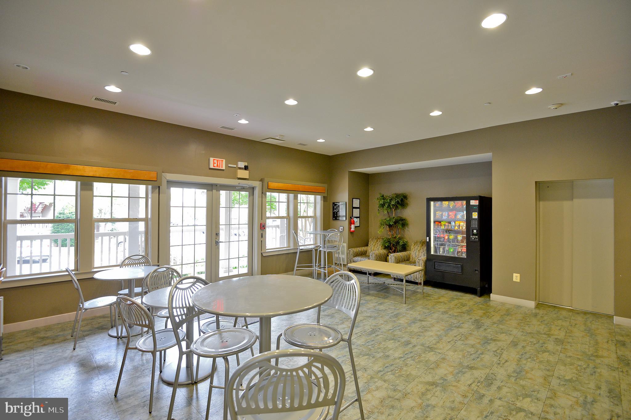 1781 Jonathan Way, Unit J Reston, VA 20190 - Photo 30 of 43 Gallery Image 30