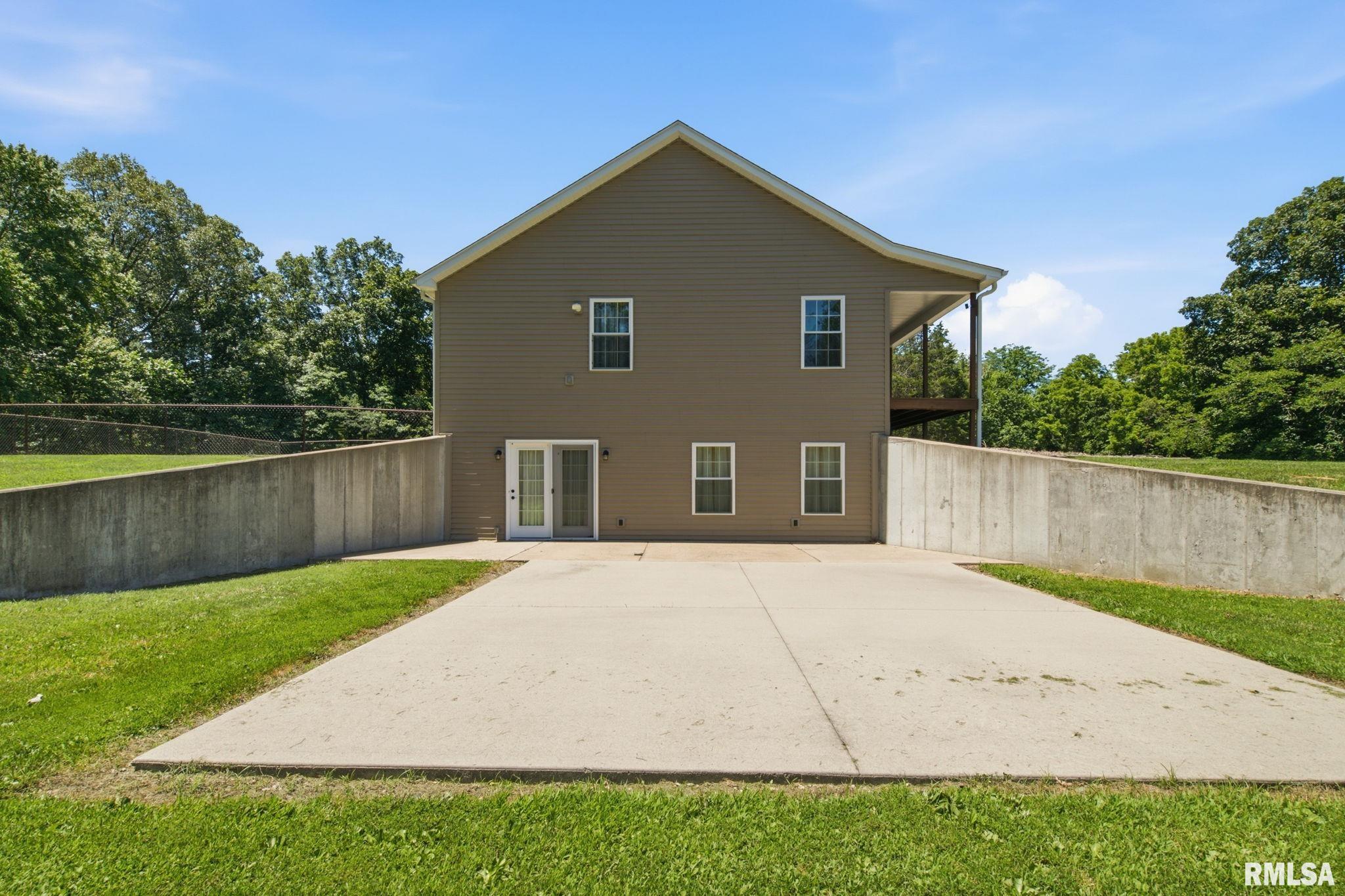 13236 Edwards Road Pittsburg, IL 62974 - Photo 25 of 34