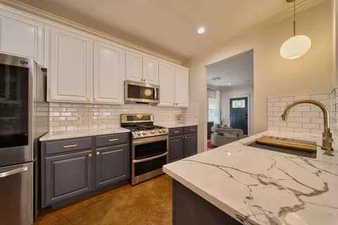 $915,000 | 4113 Camacho Street, Austin, TX 78723