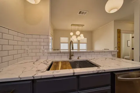 $915,000 | 4113 Camacho Street, Austin, TX 78723