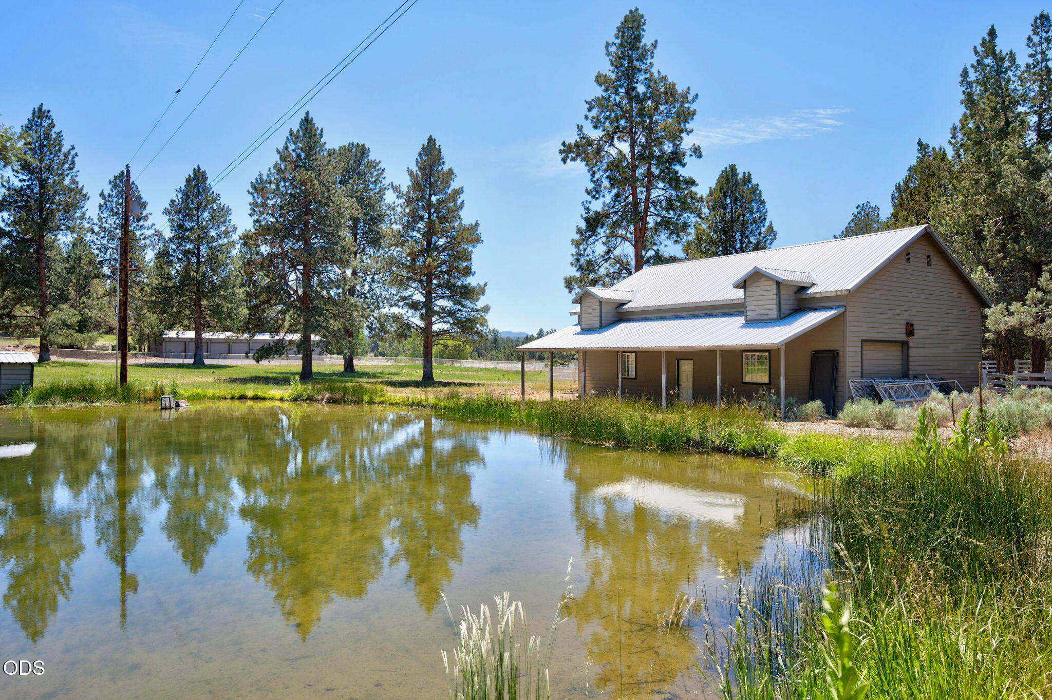 21955 Rickard Road Bend, OR 97702 - Photo 32 of 50