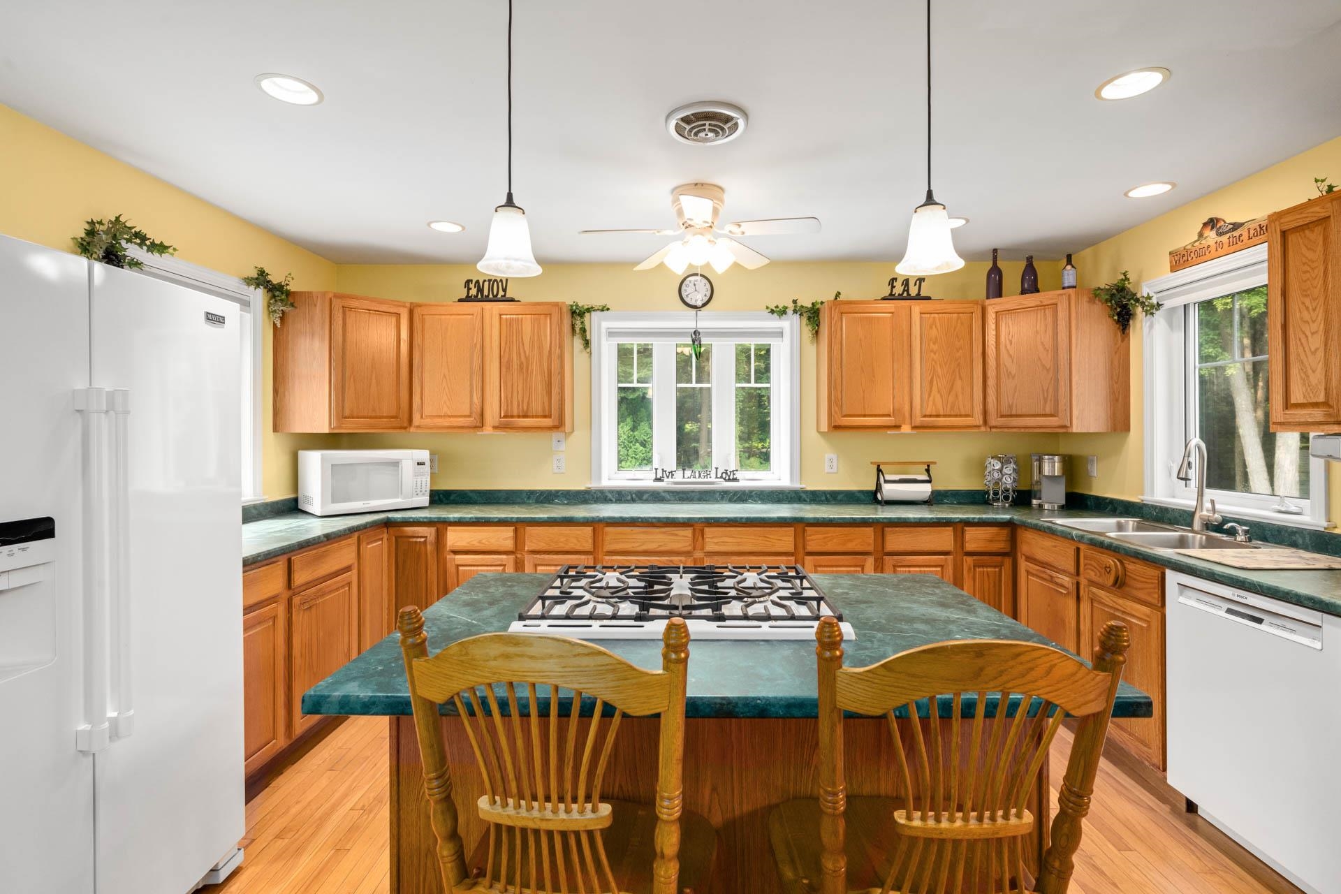 495 Chesham Road Harrisville, NH 03450 - Photo 11 of 42