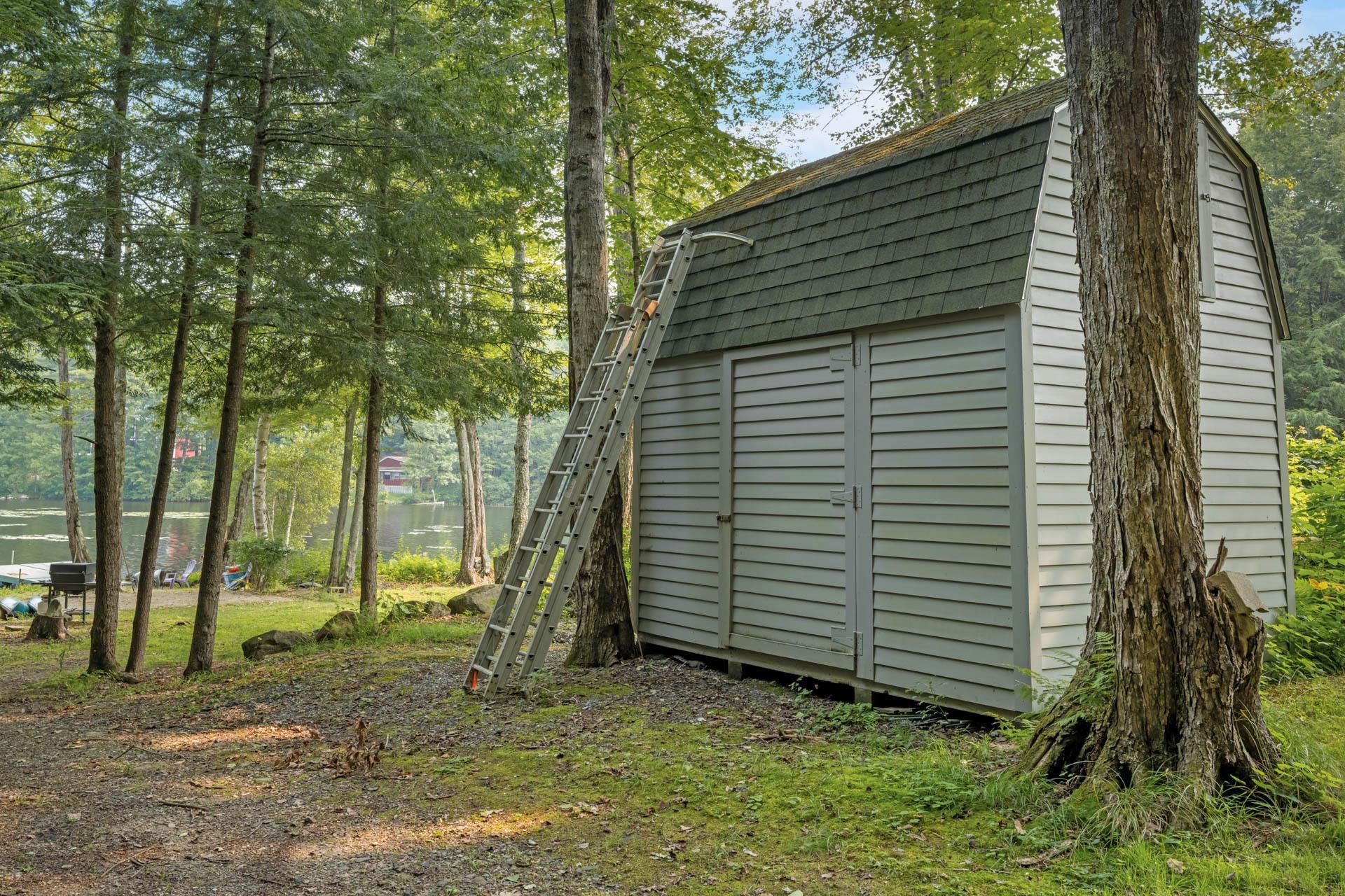 495 Chesham Road Harrisville, NH 03450 - Photo 36 of 42