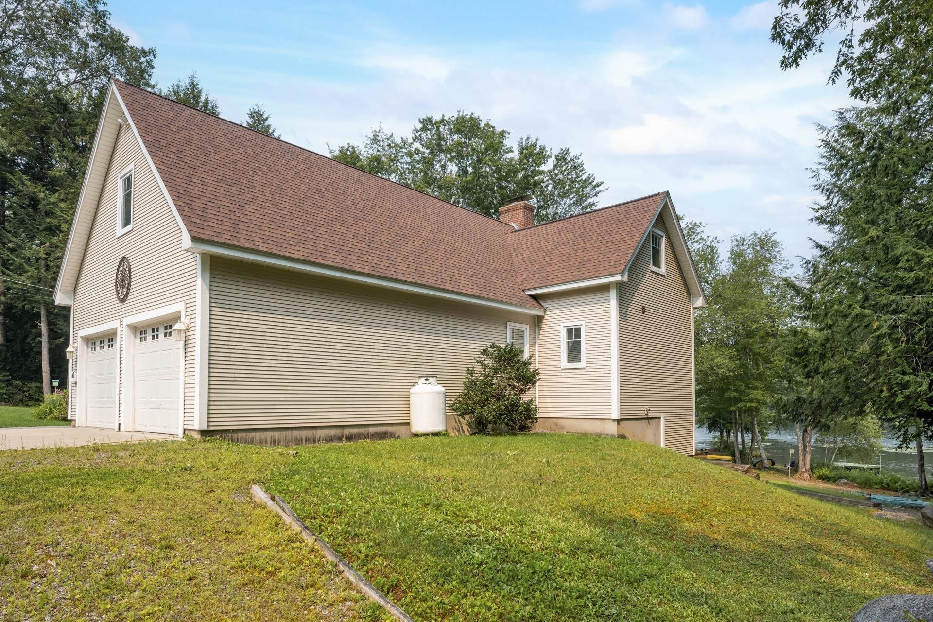 495 Chesham Road Harrisville, NH 03450 - Photo 7 of 42