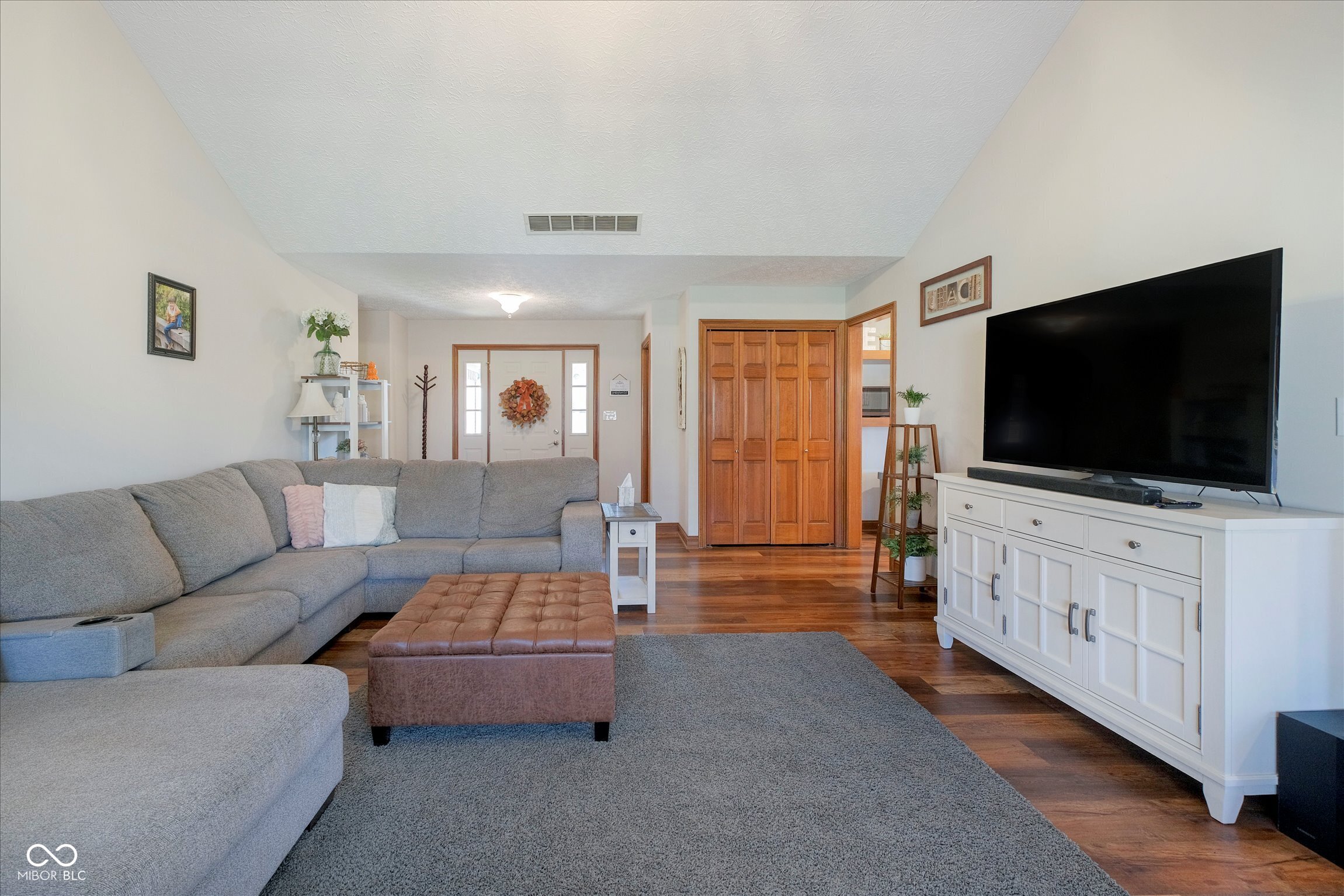 7706 Wheelwright Court Plainfield, IN 46168 - Photo 9 of 37