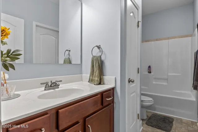 $650,000 | 609 Thornbrooke Drive, Hope Mills, NC 28348