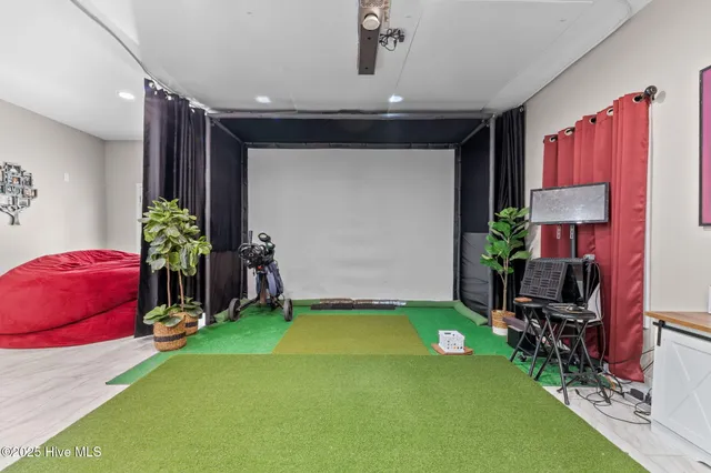 $650,000 | 609 Thornbrooke Drive, Hope Mills, NC 28348